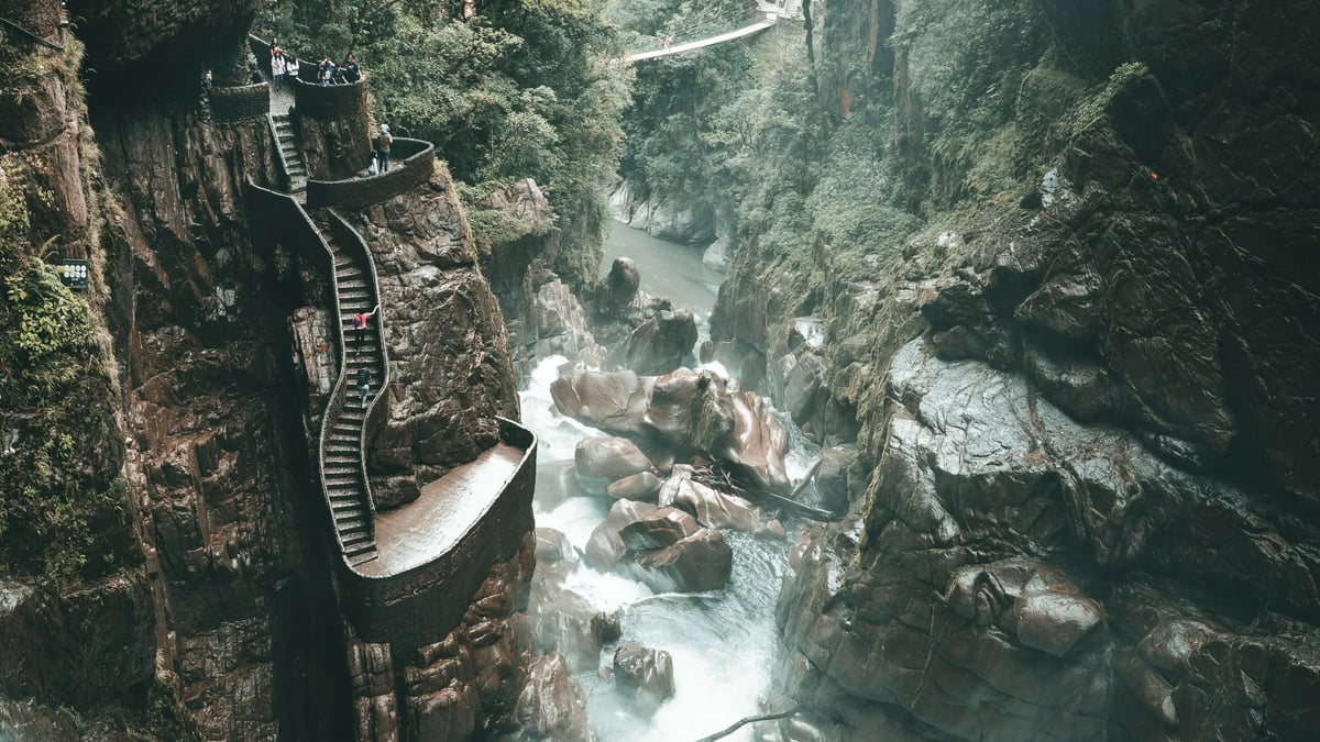 Baños de Agua Santa