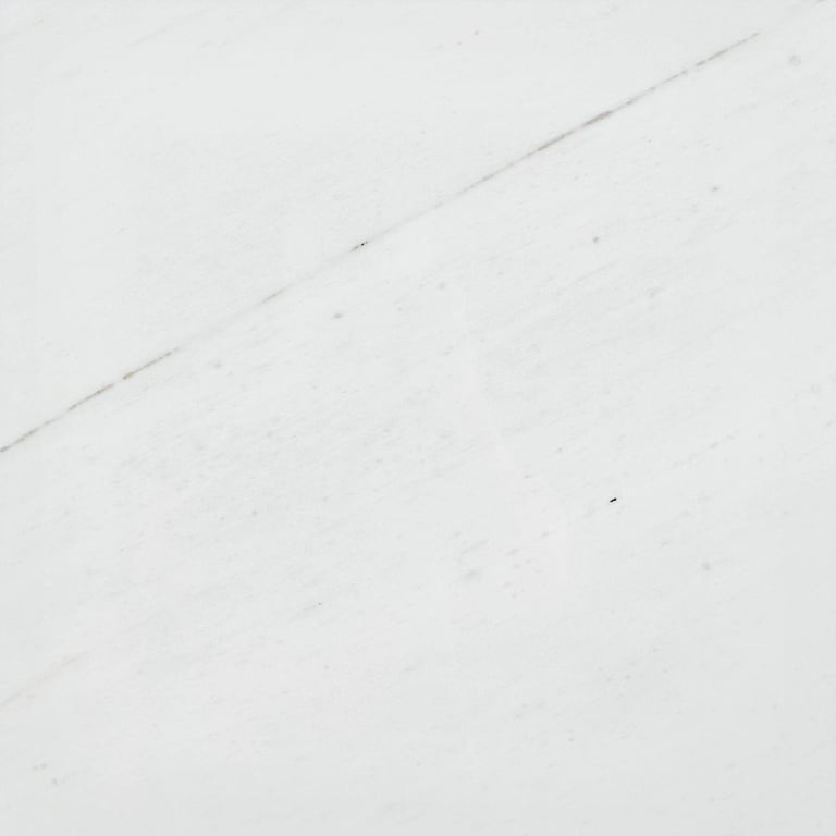 Calacatta Gold Aspen Polished – Close up photo is an example of the structure and color of this product, which will vary.