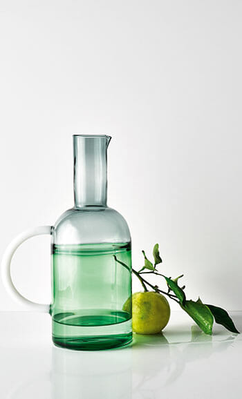 1111_Vivid-White_1111_Vivid_White_CU_landscape_11920X1080