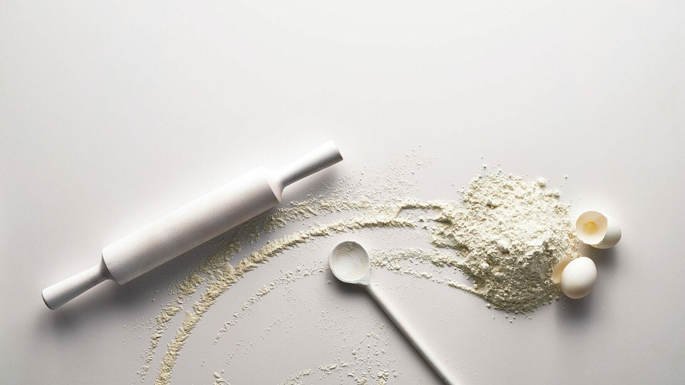 1111_Vivid-White_1111_Vivid_White_CU_landscape1920X1080