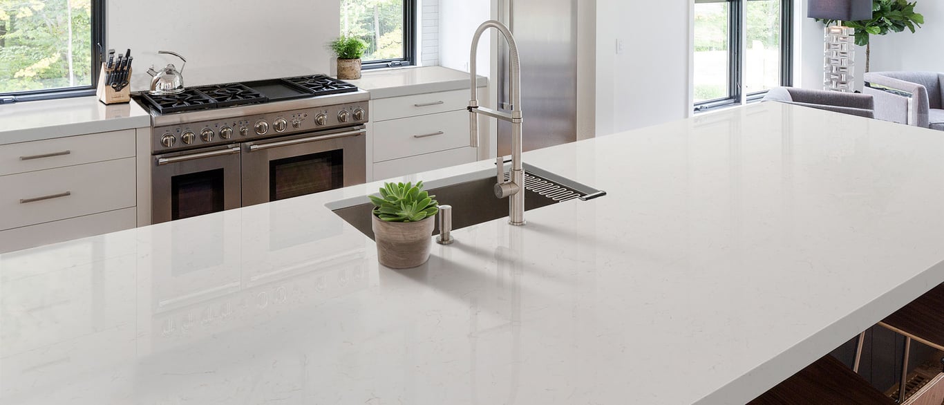 Carrara Miksa Quartz Countertop in Kitchen Island