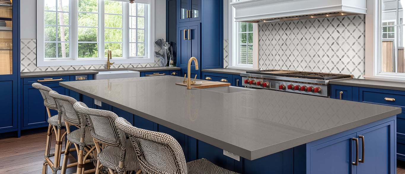 Fossil Gray Quartz Vignette