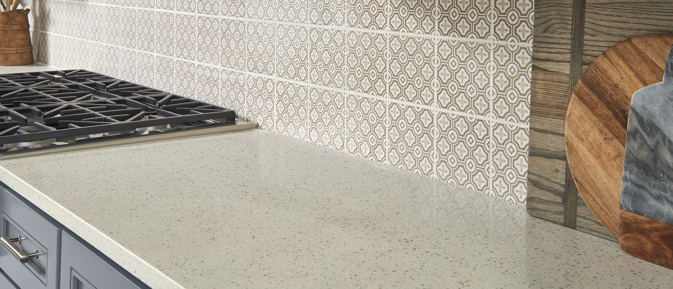 Iced White Quartz Countertop in Kitchen