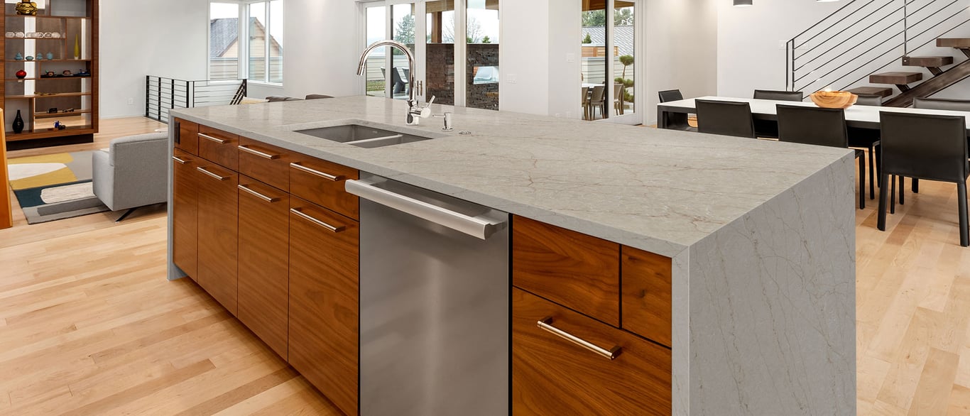 Lumataj Quartz Countertop in Kitchen