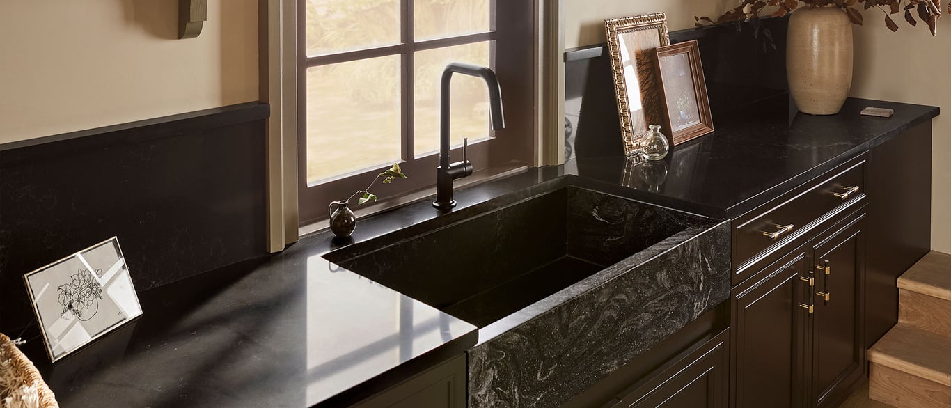 Midnight Corvo Quartz Countertop in Kitchen