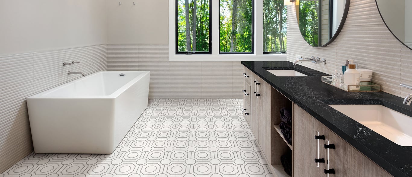 Midnight Corvo Quartz Countertop in Bathroom