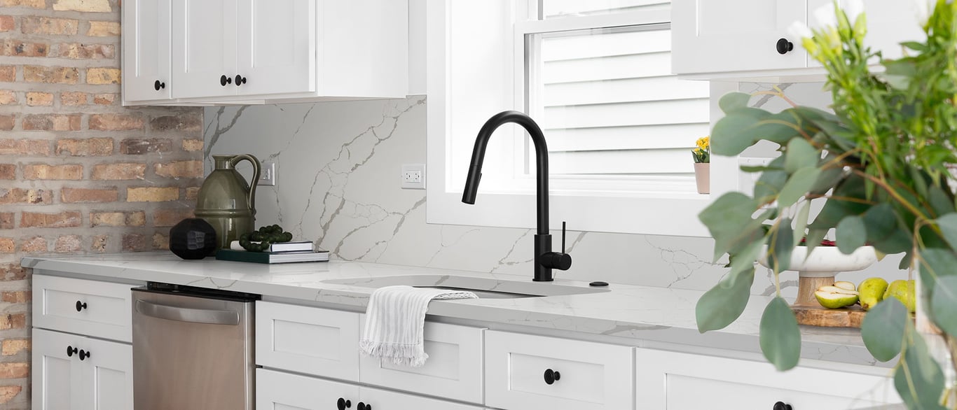 New Calacatta Laza Quartz Countertop in Kitchen