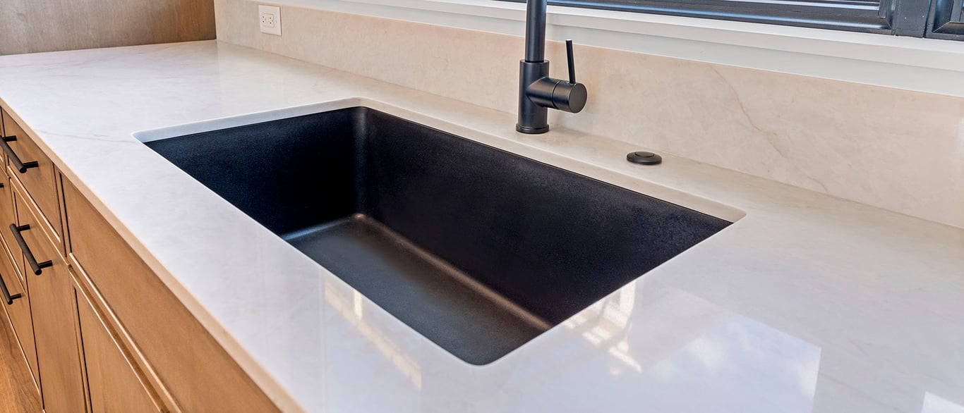 SoliTaj Quartz Room scene