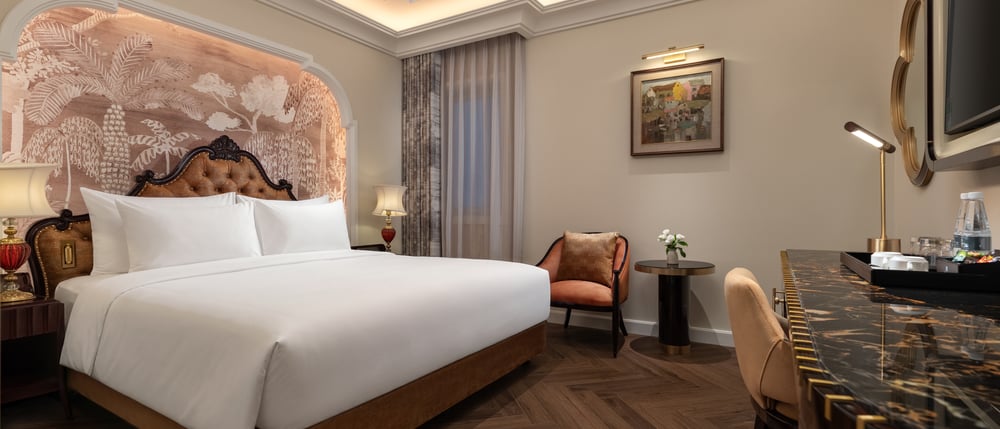 Executive Double Room — Classyc Hàng Buồm