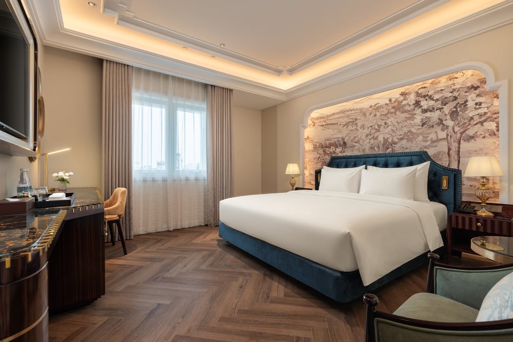Room interior — Premium Dbl Old Quarter · Classyc Hàng Buồm
