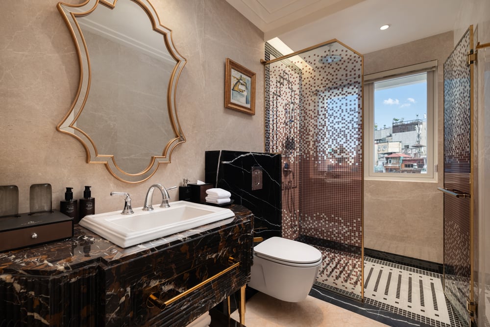 Bathroom — Premium Dbl Old Quarter · Classyc Hàng Buồm