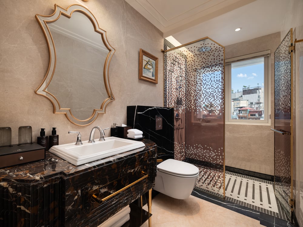 Bathroom — Premium Dbl Old Quarter · Classyc Hàng Buồm