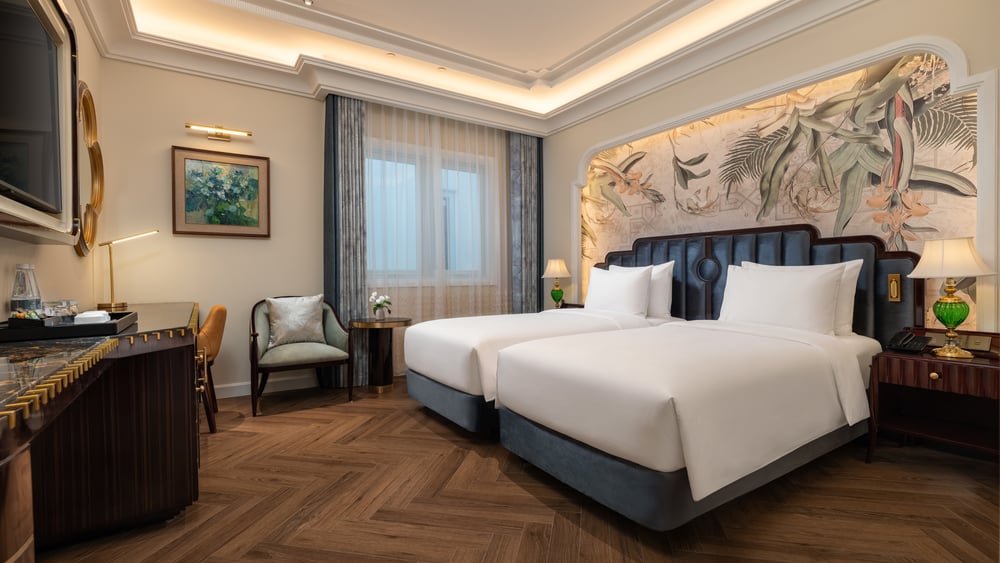 Room interior — Premium Twin Room · Classyc Hàng Buồm