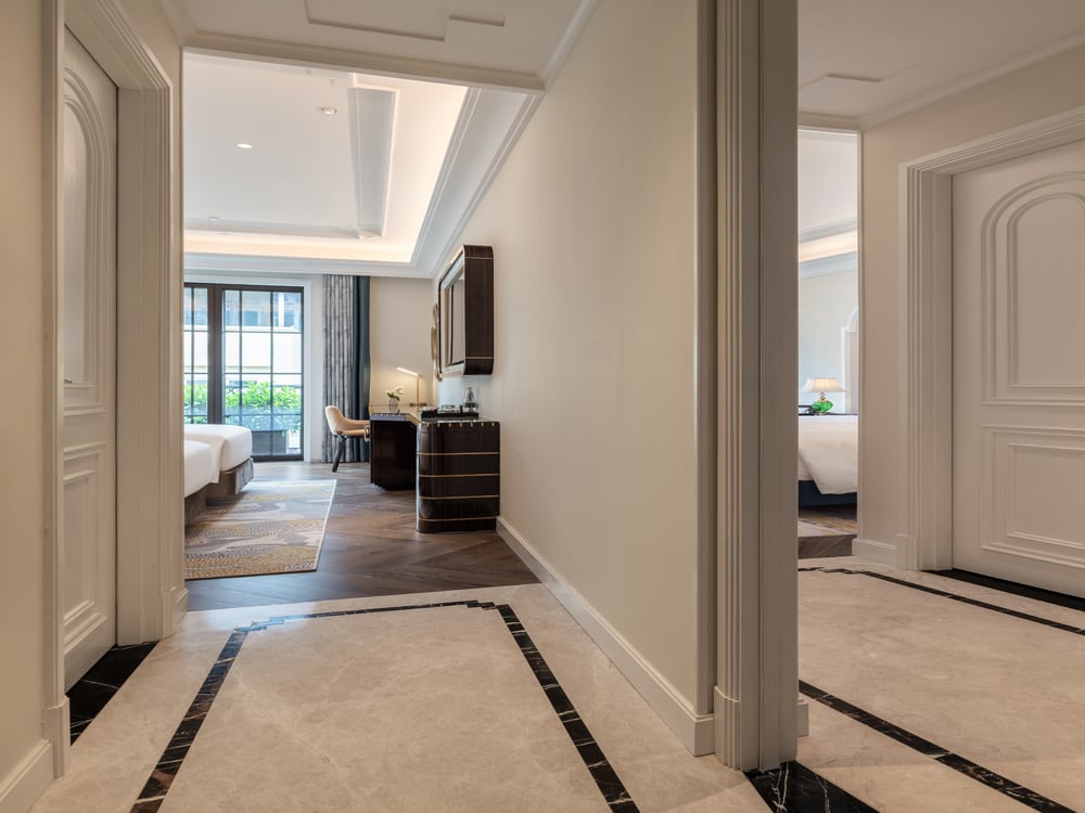 Bathroom — Suite Connecting · Classyc Hàng Buồm
