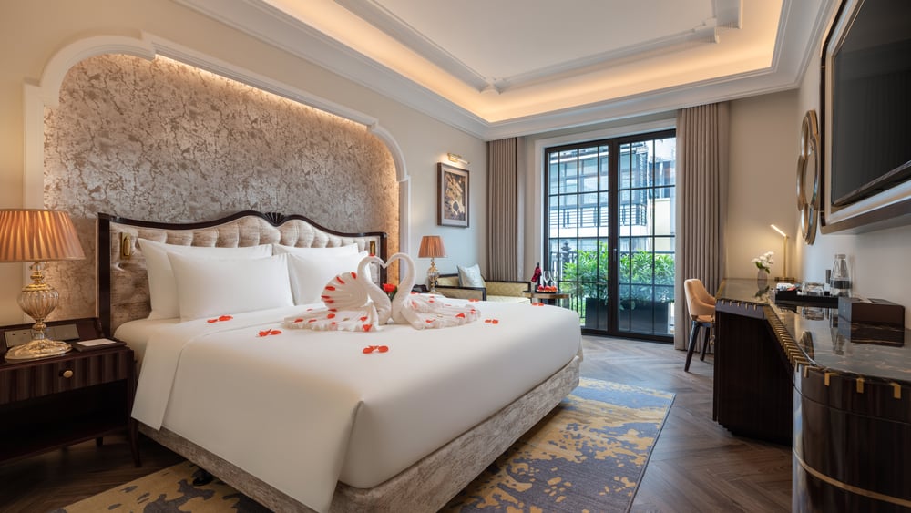 Room interior — Suite Double room · Classyc Hàng Buồm