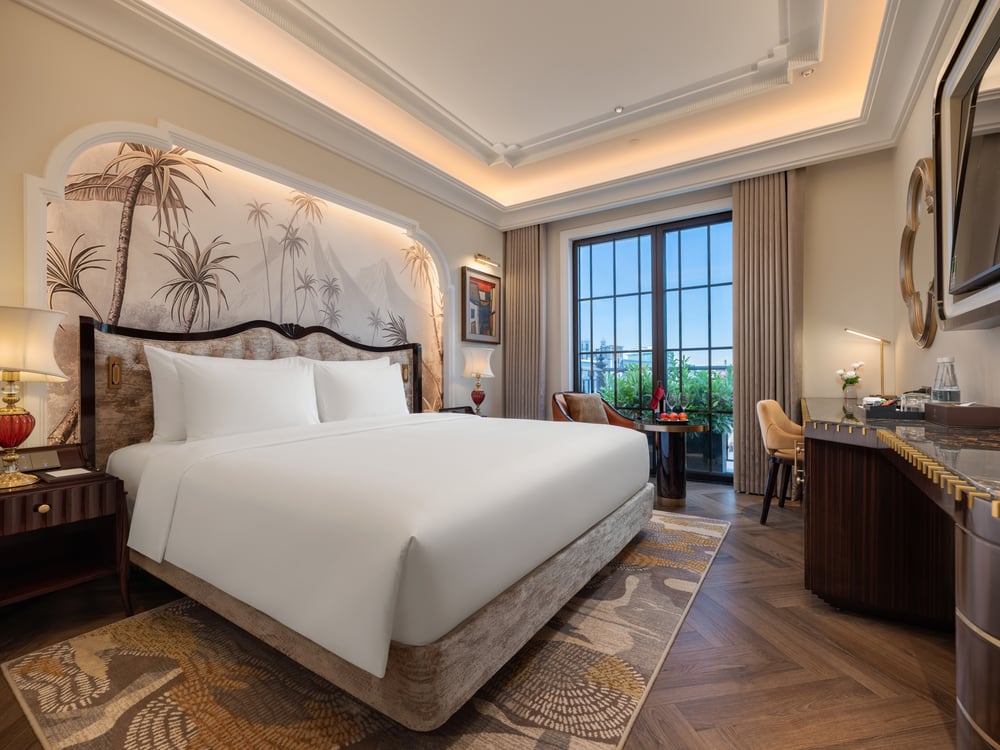 Room interior — Suite Double room · Classyc Hàng Buồm