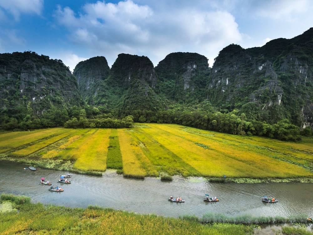 Mua Cave – Tam Coc – Hoa Lu Ancient Capital