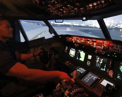 Fly a Boeing 737 Simulator in Las Vegas for 90 Minutes