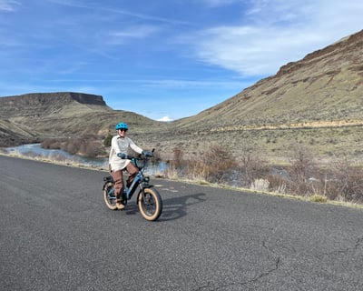 Sunrise E-Bike Rental in Maupin