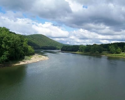 Guided Smallmouth Bass Float on Susquehanna River