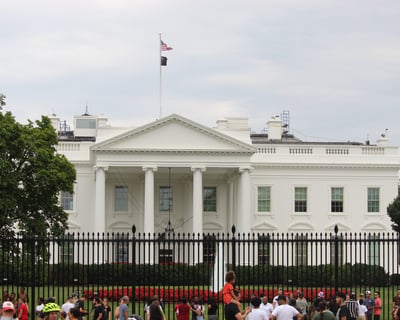 Explore Washington DC Scandals Night Bus Tour