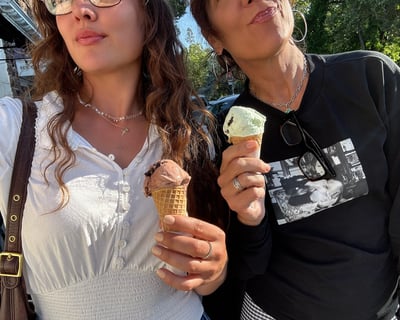 Sonoma History Walking Tour With Ice Cream