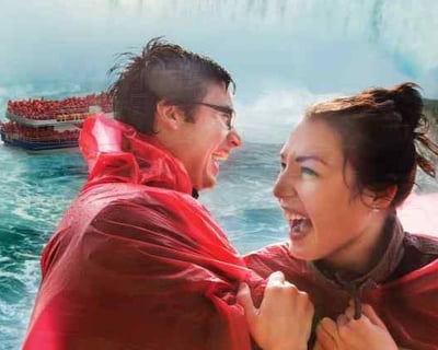 Niagara Falls Guided Tour With Boat Cruise