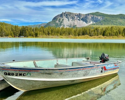Paulina Lake Motorized Fishing Boat Rental