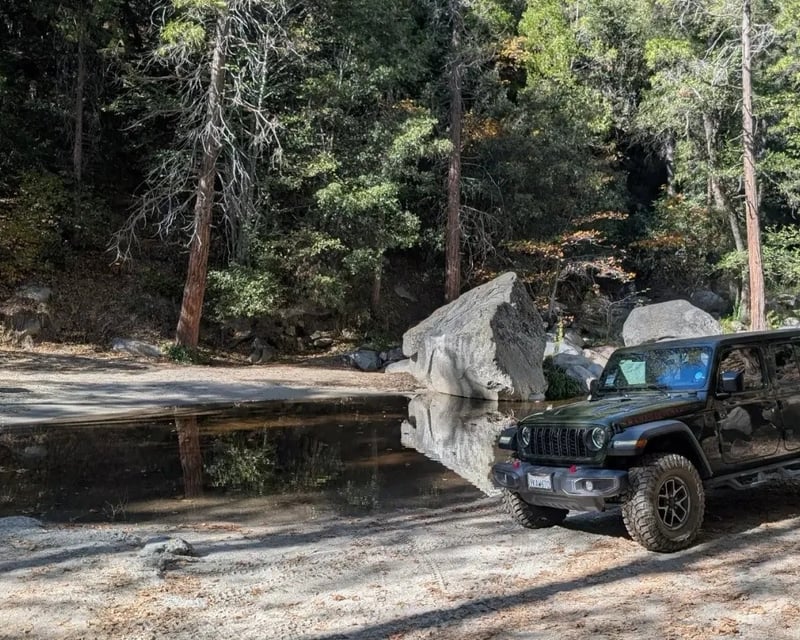 San Jacinto Mountains Off-Road Jeep Tour & River Crossing