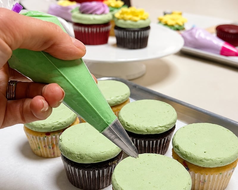Private Cupcake Decorating Party in Wilmette