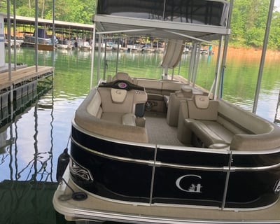 Cruise Chatsworth on a 25' Pontoon With Slide