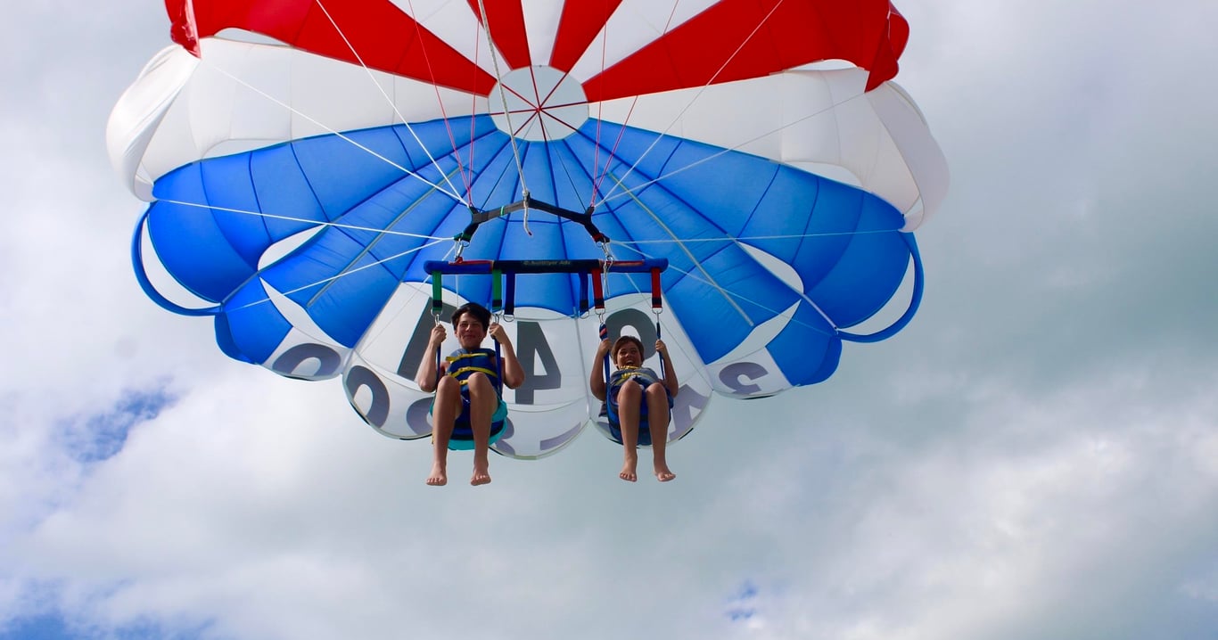 Siesta Key Parasailing with Dolphin Watching