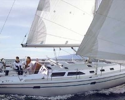 Catalina 420 Sailboat Rental in San Diego