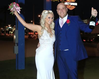 Las Vegas Sign Wedding Ceremony
