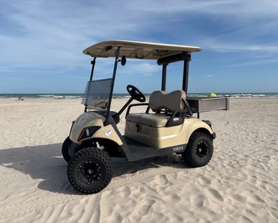 Explore Port Aransas by 2-Passenger Golf Cart