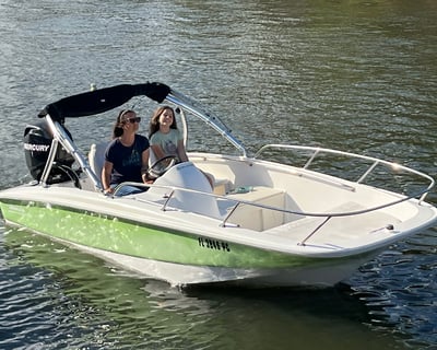 Merritt Island 4-Passenger Boat Rental