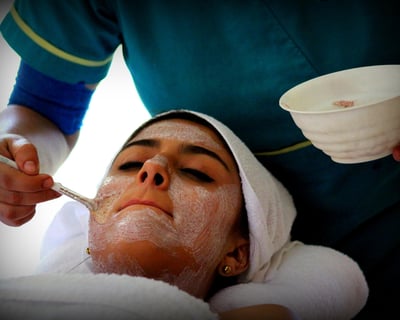 Volcanic Mud & Honey Mask in Rincon de la Vieja