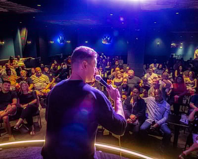 BBQ, Drinks, And Comedy Bus Tour