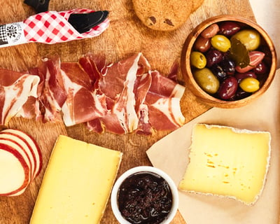 Enjoy a 2-Hour Picnic Catering Package in New York City