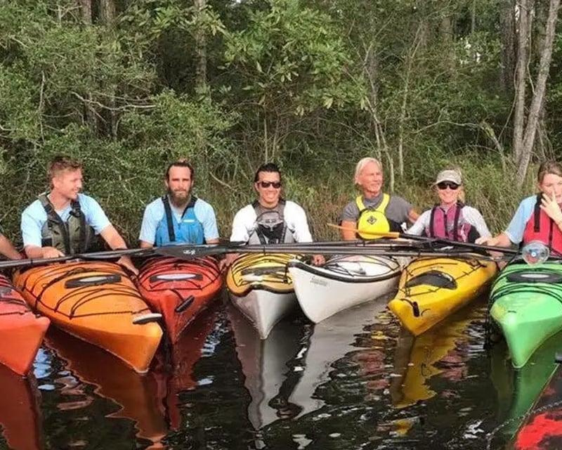 2-Hour Guided Kayak Tour of Roanoke Island