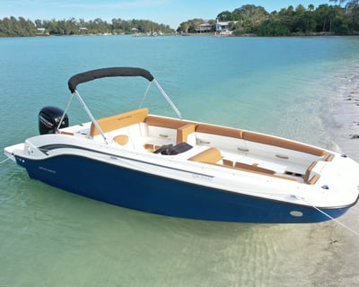 2022 Bayliner DX2000 Deck Boat Rental on Anna Maria Island