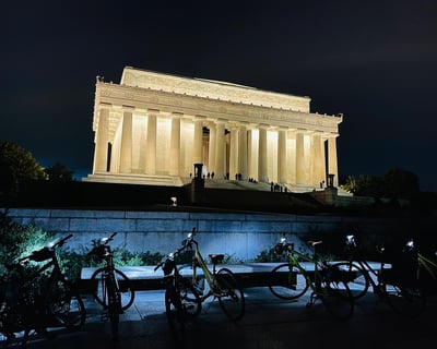 Washington DC Monuments at Night Bike Tour