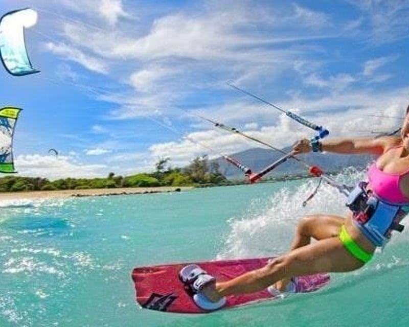 Private Kitesurfing Lesson at Kanaha Beach Park, Maui