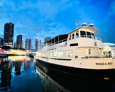 Two-Hour Biscayne Bay Cruise with Open Bar
