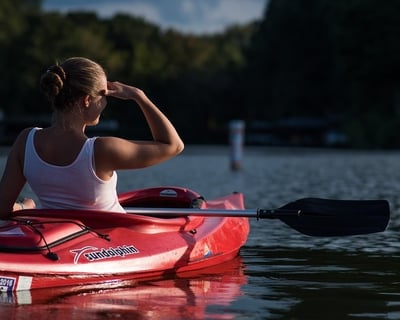 Full-Day Single Kayak Rental in Bellaire