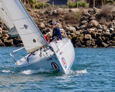 Marina del Rey 22' Sailboat Rental