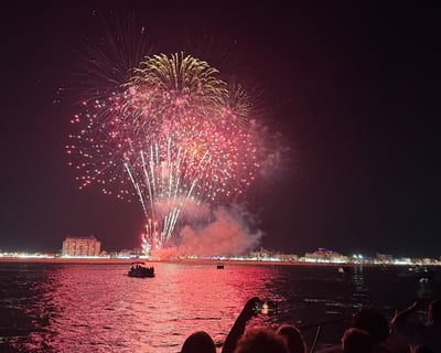Private Ocean City Fireworks Cruise for Up to 12