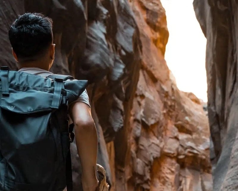 Full-Day Private Angels Landing Hike in Zion National Park