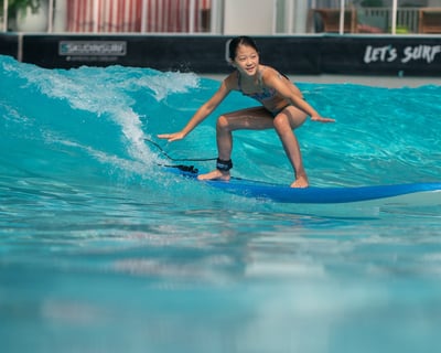 Beginner Surf Session at DreamWorks Waterpark
