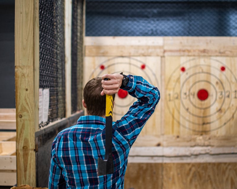 2-Hour Axe Throwing Lesson in Roanoke